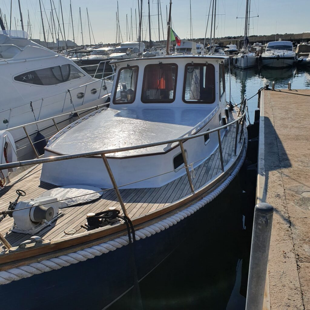 Giam-portofino pilot-1973-legno- coperta di prua-tuga-in vendita