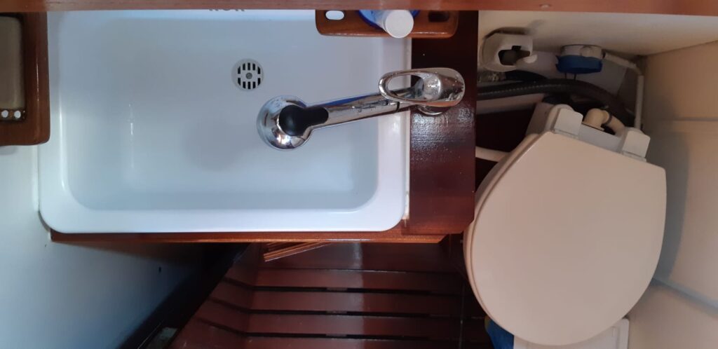 Giam-Portofino Pilot-1973-legno-dettaglio servizi-in vendita